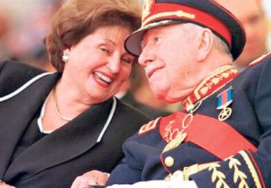 A los 99 años falleció Lucía Hiriart, viuda del dictador Augusto Pinochet