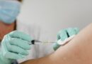 Se inició vacunación bivalente contra COVID-19 para personas mayores de 80 años